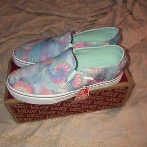 Vans slip on tye dye. Women’s size 10. New